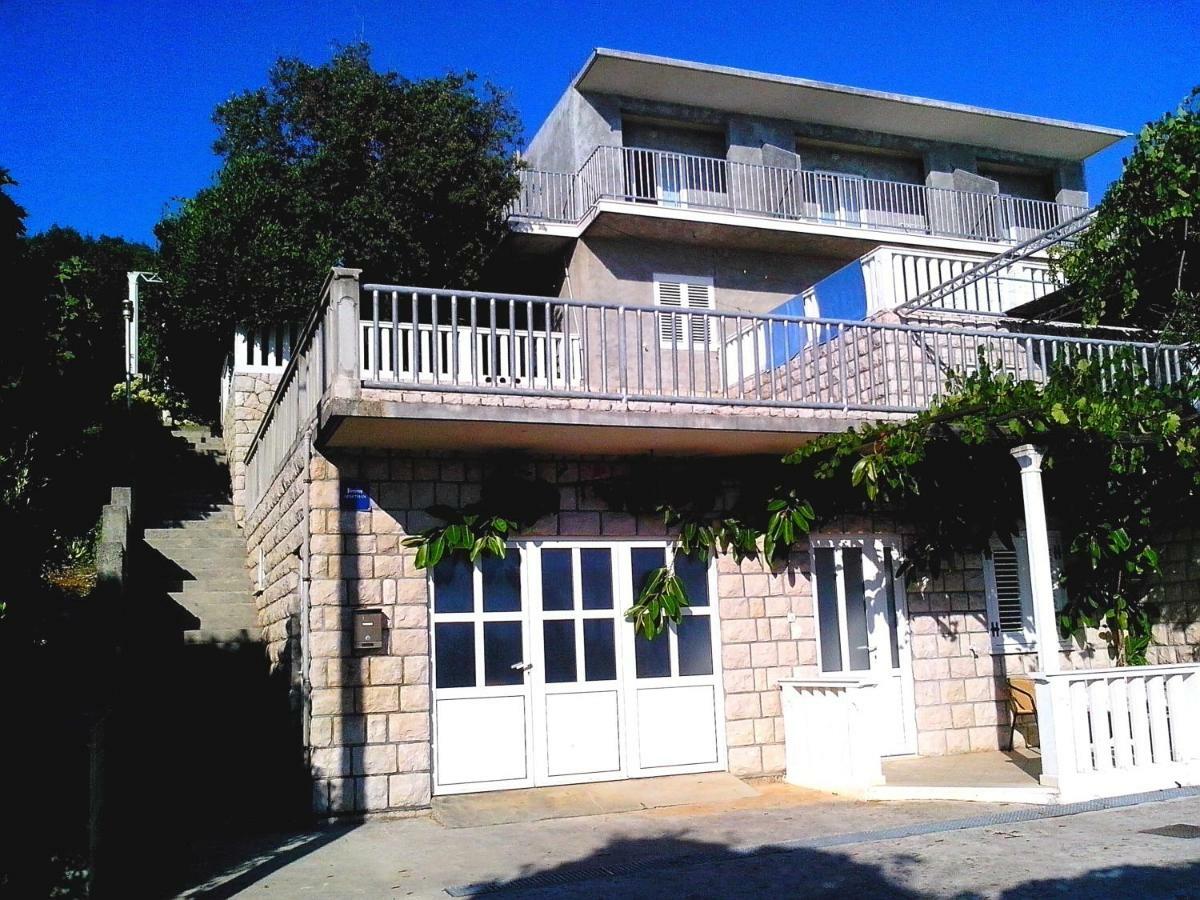 Villa Feral Molunat Luaran gambar